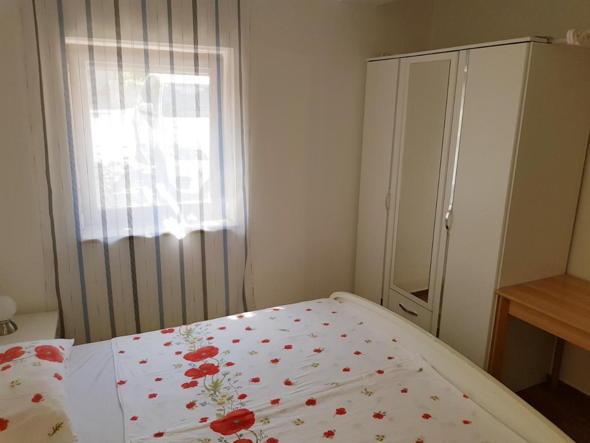 Apartments Vila Tisa Mali Lošinj Dış mekan fotoğraf