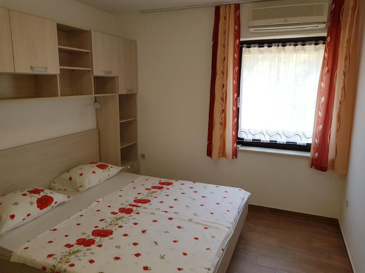 Apartments Vila Tisa Mali Lošinj Dış mekan fotoğraf