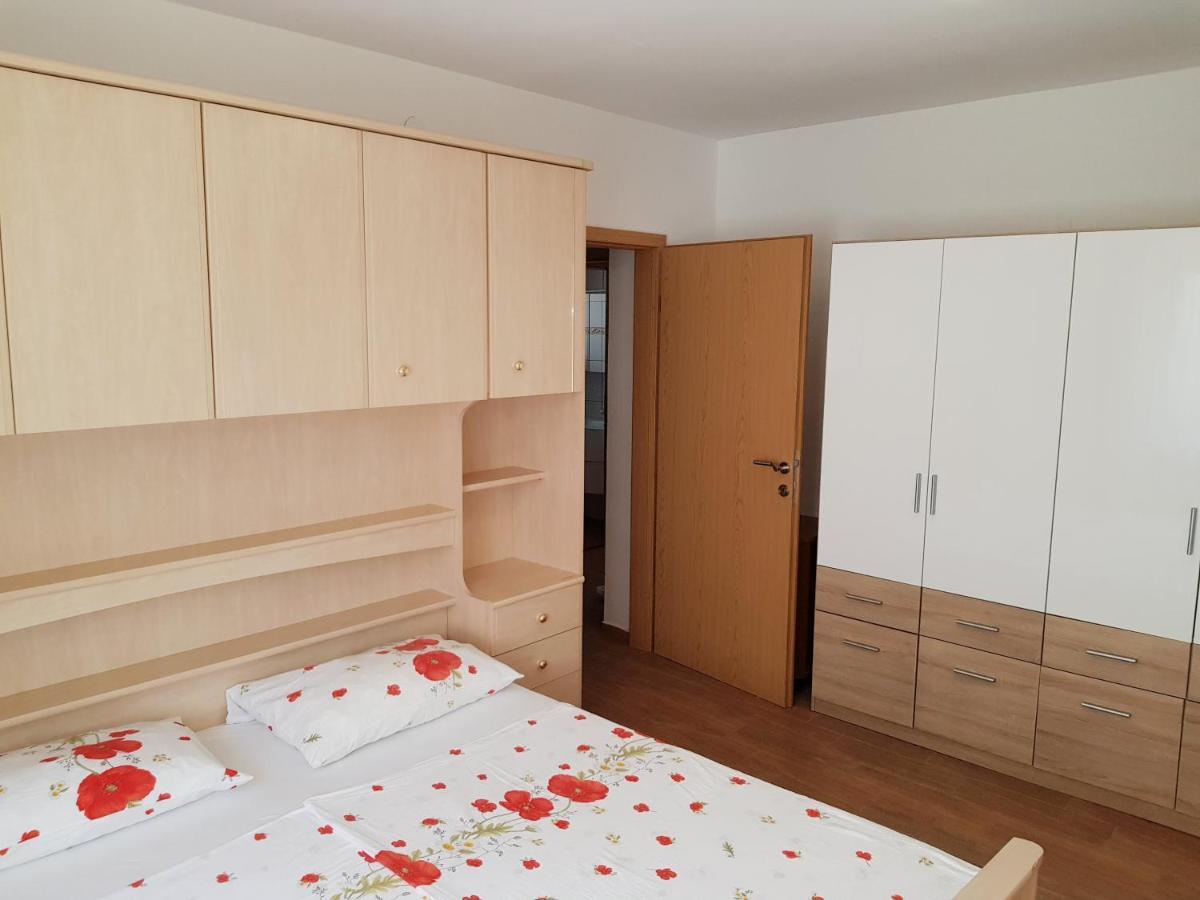 Apartments Vila Tisa Mali Lošinj Dış mekan fotoğraf