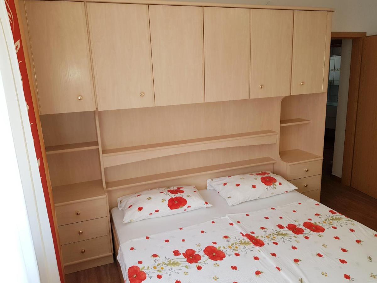 Apartments Vila Tisa Mali Lošinj Dış mekan fotoğraf
