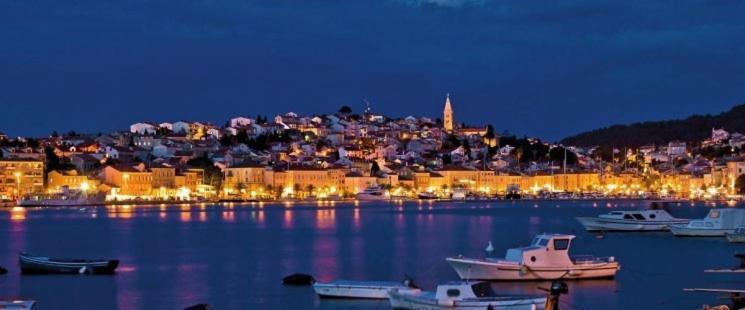 Apartments Vila Tisa Mali Lošinj Dış mekan fotoğraf