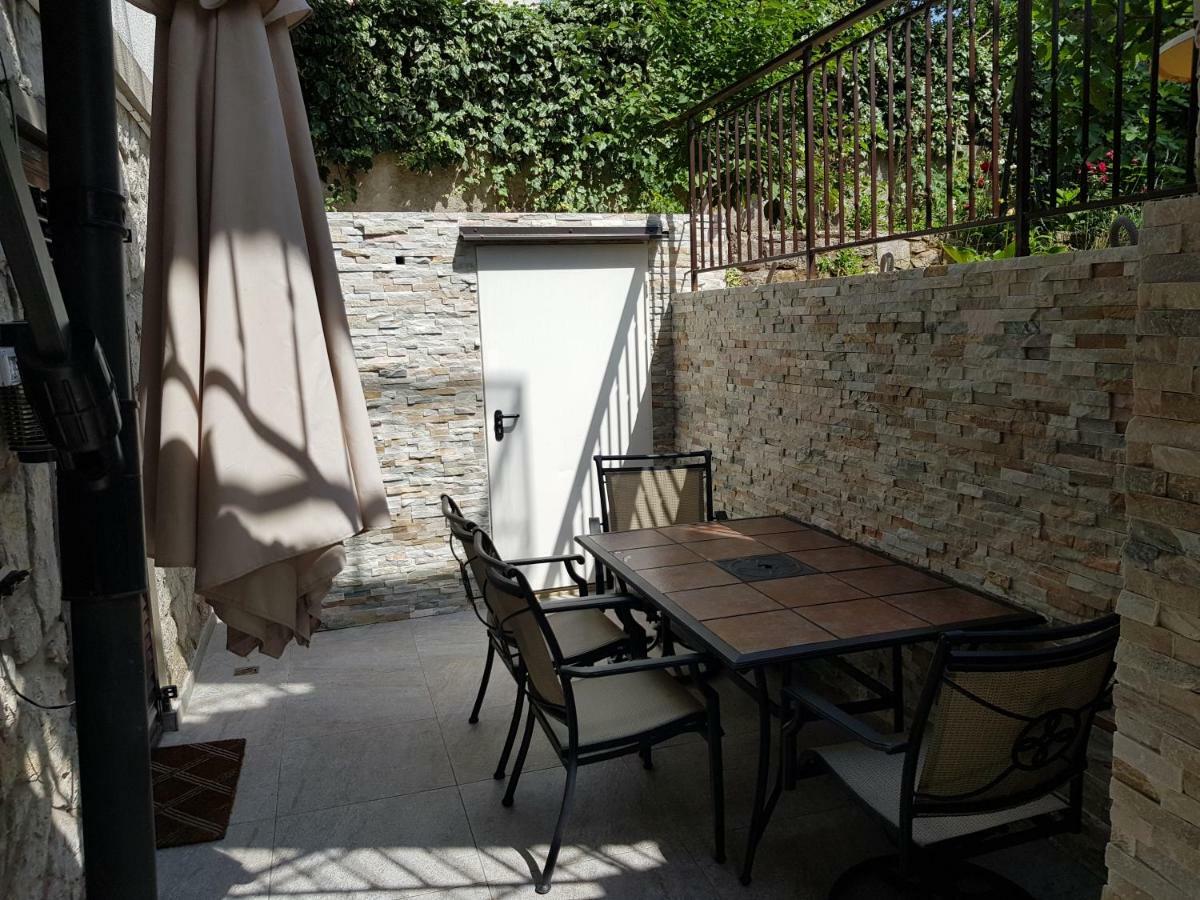 Apartments Vila Tisa Mali Lošinj Dış mekan fotoğraf
