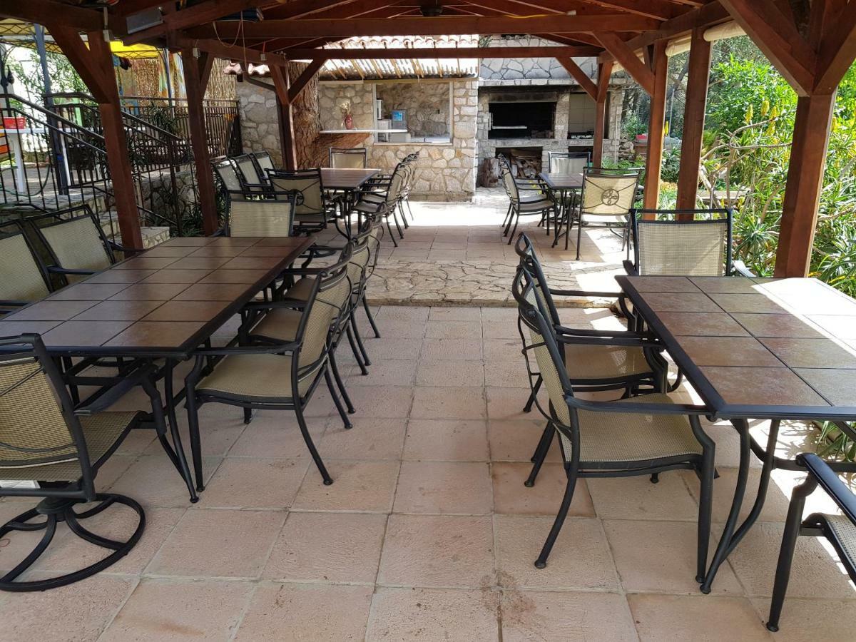 Apartments Vila Tisa Mali Lošinj Dış mekan fotoğraf